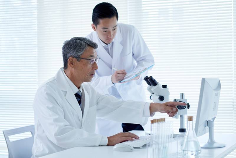 clinical-research-team-img